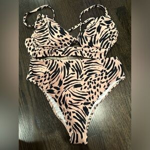 SHADE AND SHORE BIKINI